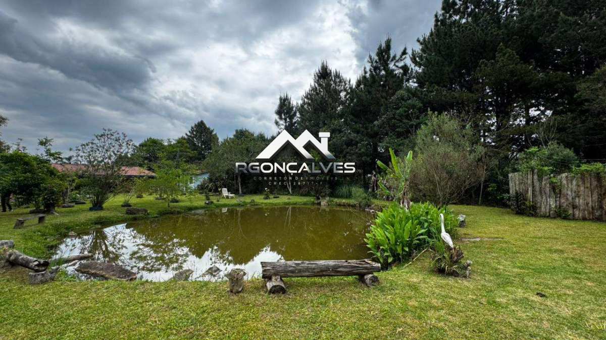 Casa à venda em Quatro Barras, Borda do Campo, com 3 quartos, 190m²