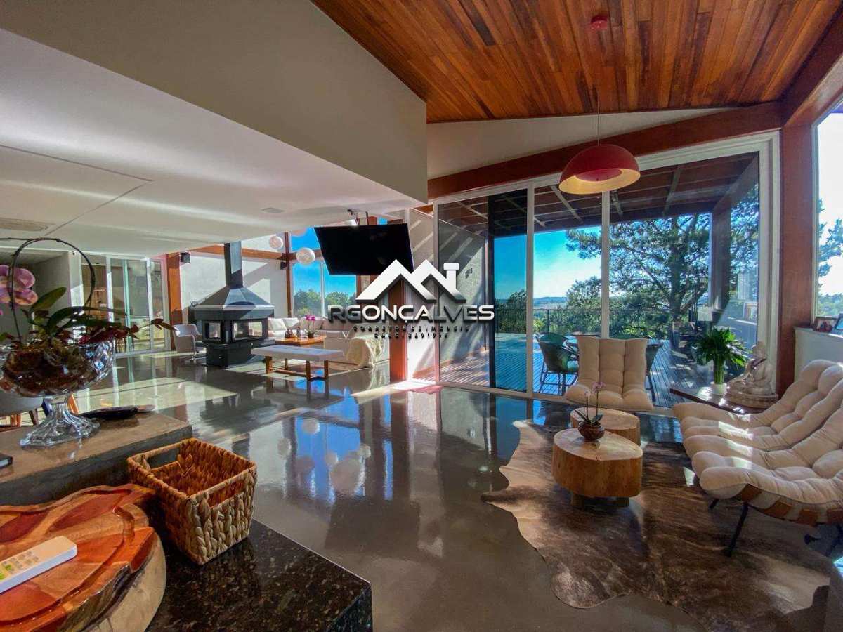 Casa à venda em Quatro Barras, Centro, com 5 quartos, 1353m²