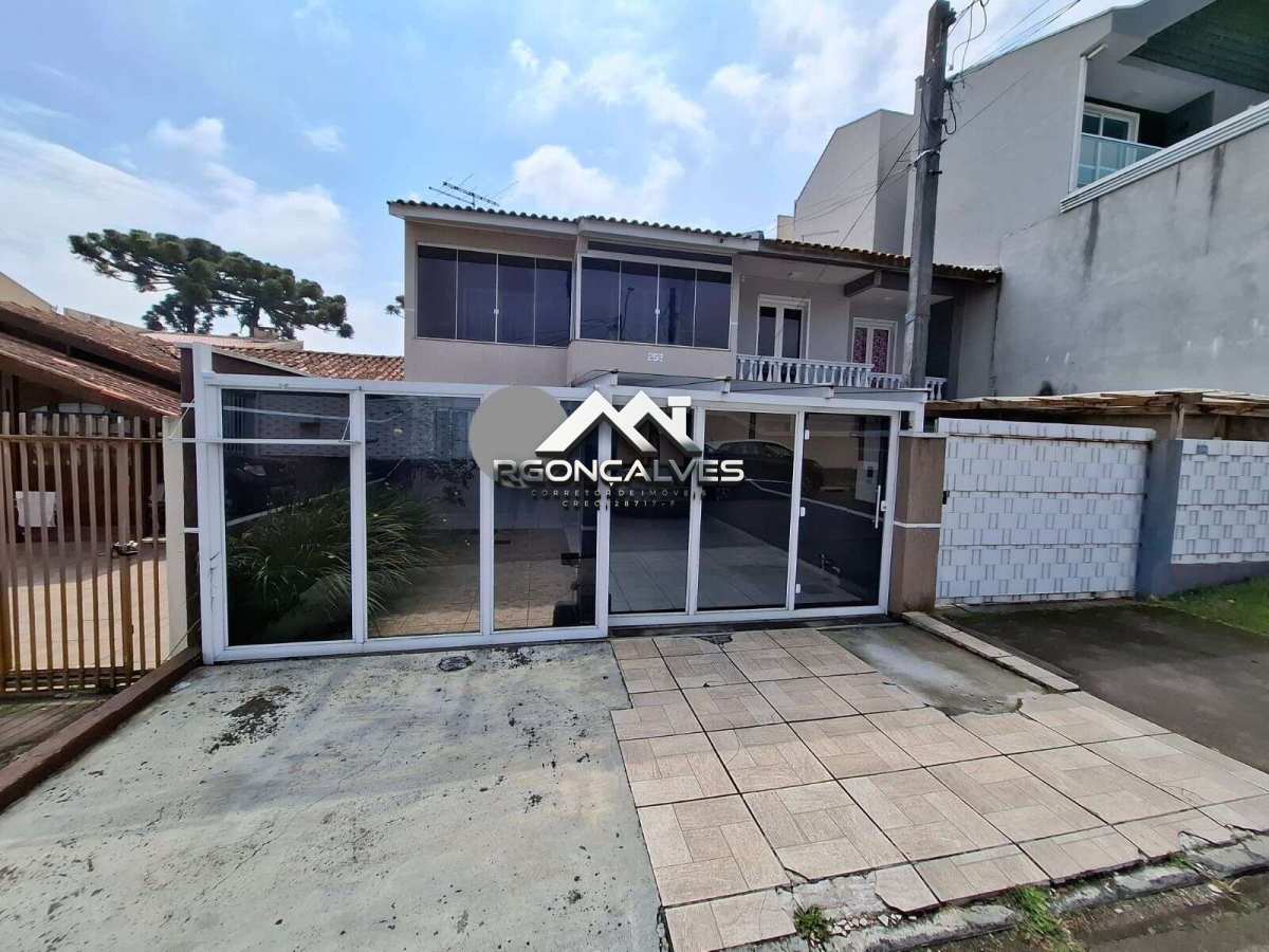 Sobrado à venda em Piraquara, Centro, com 3 quartos, 158m²